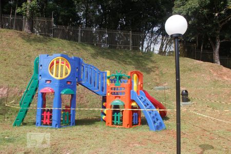 Apartamento para alugar com 39m², 2 quartos e 1 vaga Apartamento para alugar com 39m², 2 quartos e 1 vagaÁrea Comum - Playground