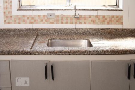 Casa à venda com 122m², 2 quartos e 2 vagasCozinha