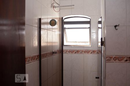 Casa à venda com 122m², 2 quartos e 2 vagasBanheiro Suite 1