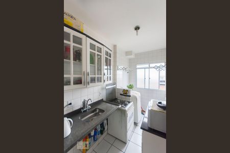 Cozinha de apartamento à venda com 2 quartos, 47m² em Jardim Ipaussurama, Campinas