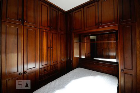 Quarto 1 de apartamento para alugar com 2 quartos, 60m² em Andaraí, Rio de Janeiro