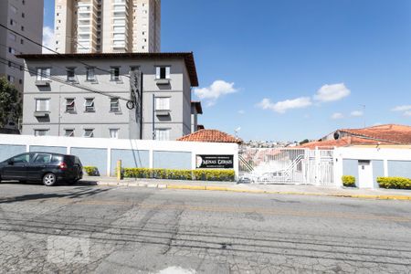 Apartamento para alugar com 57m², 2 quartos e 1 vaga Apartamento para alugar com 57m², 2 quartos e 1 vagaFachada