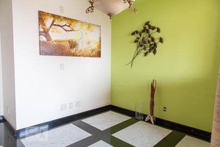 Apartamento à venda com 246m², 4 quartos e 6 vagas Apartamento à venda com 246m², 4 quartos e 6 vagasSala