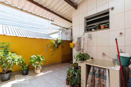 Casa à venda com 137m², 3 quartos e 2 vagas Casa à venda com 137m², 3 quartos e 2 vagasÁrea de Serviço