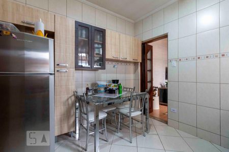 Casa à venda com 137m², 3 quartos e 2 vagas Casa à venda com 137m², 3 quartos e 2 vagasCozinha