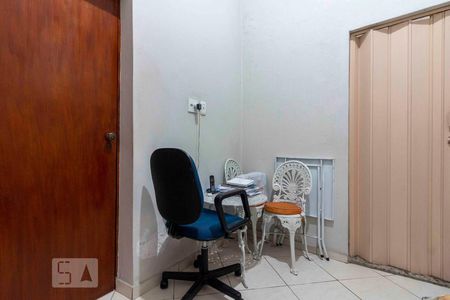 Casa à venda com 137m², 3 quartos e 2 vagas Casa à venda com 137m², 3 quartos e 2 vagasEscritório