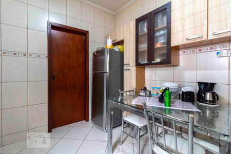 Casa à venda com 137m², 3 quartos e 2 vagas Casa à venda com 137m², 3 quartos e 2 vagasCozinha