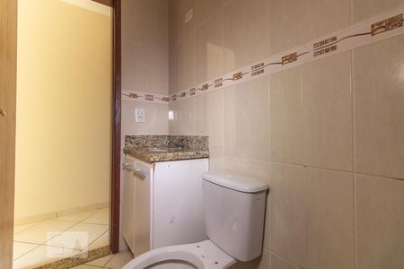 Casa à venda com 200m², 3 quartos e 3 vagasBanheiro Suíte Quarto 3