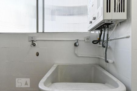 Apartamento à venda com 85m², 2 quartos e 1 vagaÁrea de Serviço