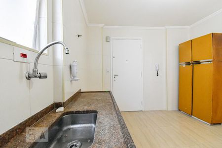 Apartamento à venda com 85m², 2 quartos e 1 vagaCozinha