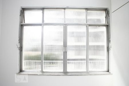 Quarto 1 de apartamento para alugar com 2 quartos, 75m² em Grajau, Rio de Janeiro