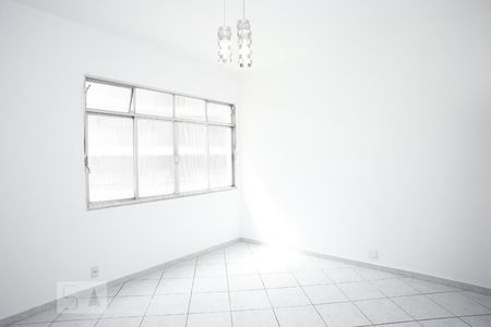 Sala de apartamento para alugar com 2 quartos, 75m² em Grajau, Rio de Janeiro