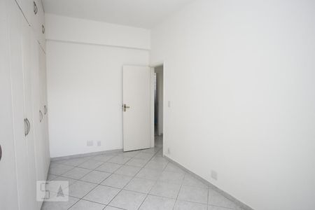Quarto 1 de apartamento para alugar com 2 quartos, 75m² em Grajau, Rio de Janeiro