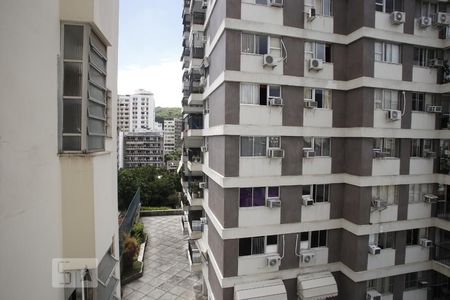Vista da Sala de apartamento para alugar com 2 quartos, 75m² em Grajau, Rio de Janeiro