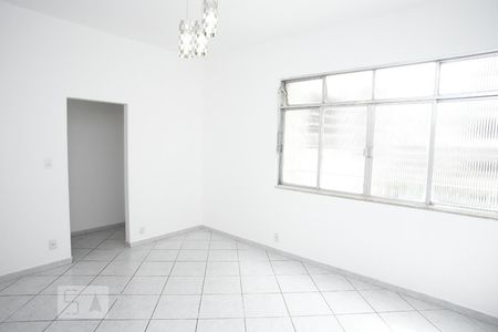 Sala de apartamento para alugar com 2 quartos, 75m² em Grajau, Rio de Janeiro