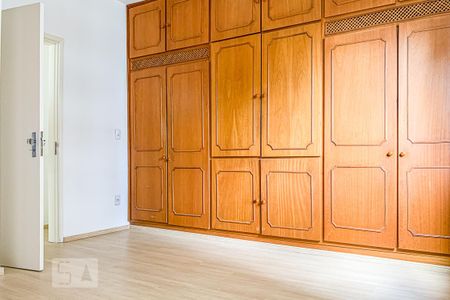 Quarto de apartamento para alugar com 1 quarto, 63m² em Cambuí, Campinas