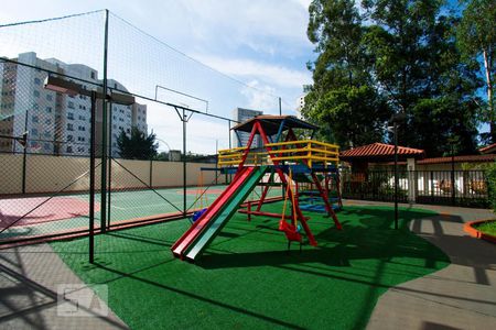 Apartamento à venda com 58m², 2 quartos e 1 vagaÁrea Comum - Playground