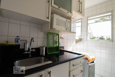 Apartamento à venda com 58m², 2 quartos e 1 vagaCozinha