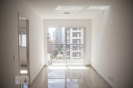 Sala de kitnet/studio para alugar com 1 quarto, 39m² em Consolação, São Paulo
