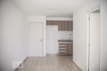 Sala de kitnet/studio para alugar com 1 quarto, 39m² em Consolação, São Paulo