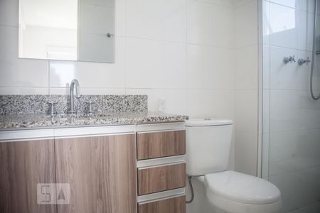 Banheiro de kitnet/studio para alugar com 1 quarto, 39m² em Consolação, São Paulo