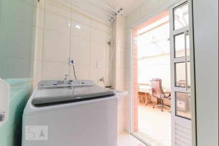 Apartamento à venda com 85m², 3 quartos e 2 vagas Apartamento à venda com 85m², 3 quartos e 2 vagasÁrea de Serviço
