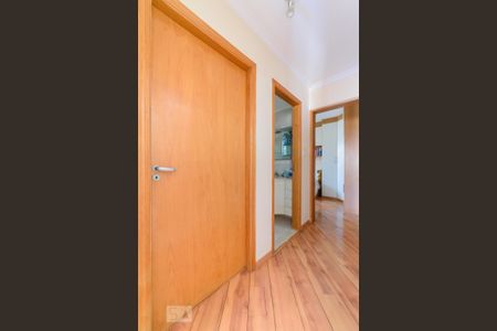 Apartamento à venda com 85m², 3 quartos e 2 vagas Apartamento à venda com 85m², 3 quartos e 2 vagasCorredor