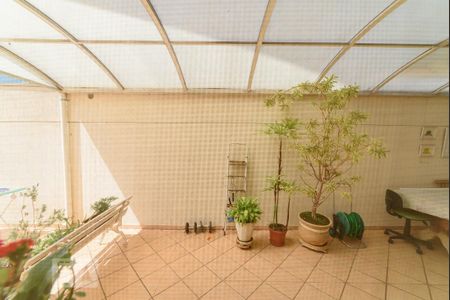 Apartamento à venda com 85m², 3 quartos e 2 vagas Apartamento à venda com 85m², 3 quartos e 2 vagasVista do Quarto 2