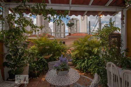 Casa à venda com 280m², 4 quartos e 2 vagasVaranda