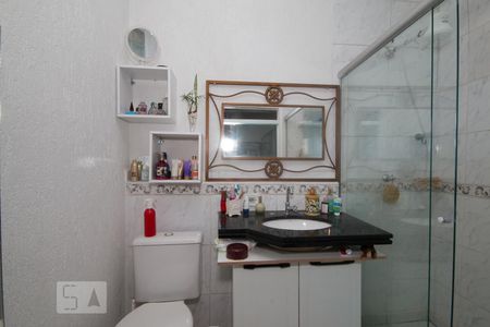 Casa à venda com 280m², 4 quartos e 2 vagasBanheiro suite