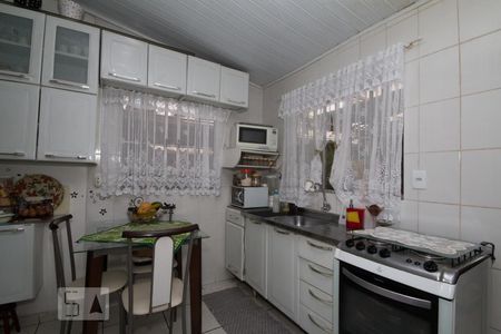 Casa à venda com 280m², 4 quartos e 2 vagasCozinha