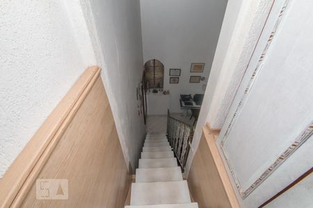 Casa à venda com 280m², 4 quartos e 2 vagasEscada suite