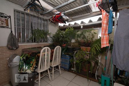 Casa à venda com 280m², 4 quartos e 2 vagasÁrea de Serviço