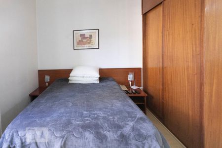 Sala de kitnet/studio para alugar com 1 quarto, 32m² em Indianópolis, São Paulo