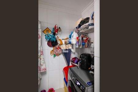 Casa de condomínio à venda com 167m², 3 quartos e 2 vagasÁrea de Serviço