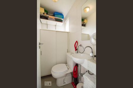 Apartamento à venda com 78m², 2 quartos e 1 vagaBanheiro de Serviço