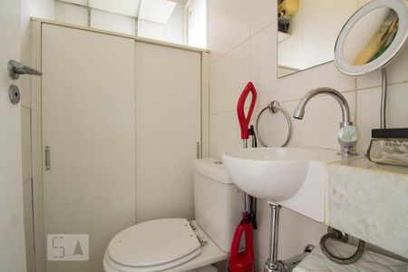 Apartamento à venda com 78m², 2 quartos e 1 vagaBanheiro de Serviço