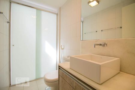 Apartamento à venda com 78m², 2 quartos e 1 vagaBanheiro 