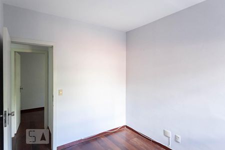 Apartamento à venda com 110m², 3 quartos e 1 vagaQuarto 2