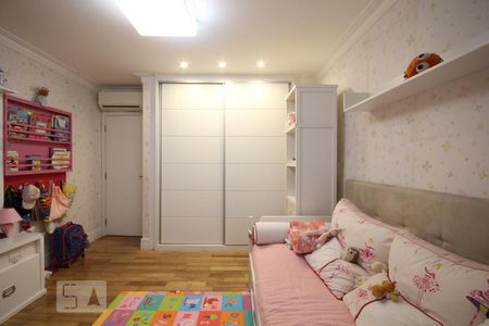 Apartamento à venda com 257m², 3 quartos e 4 vagasSuíte 2