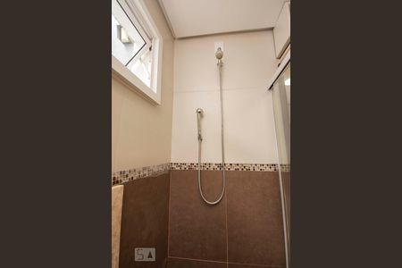 Casa à venda com 200m², 3 quartos e 4 vagasBanheiro 2