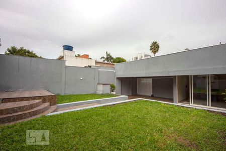 Casa à venda com 200m², 3 quartos e 4 vagasPátio 