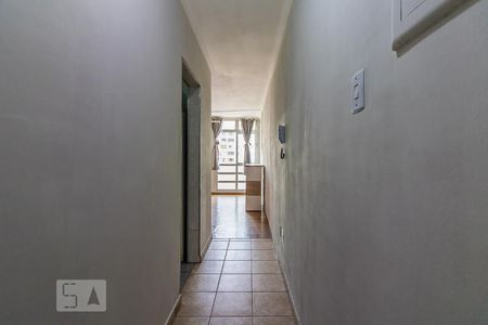 Studio para alugar com 39m², 1 quarto e sem vaga Studio para alugar com 39m², 1 quarto e sem vagaCorredor
