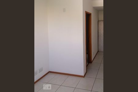 Quarto suite de apartamento à venda com 2 quartos, 68m² em Recreio dos Bandeirantes, Rio de Janeiro