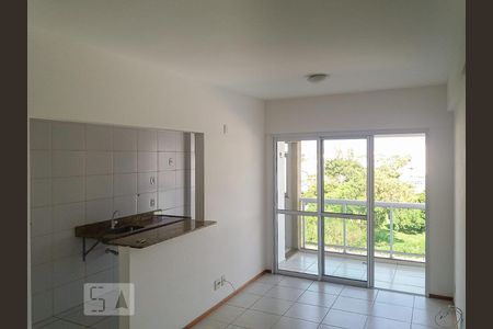 Sala de apartamento à venda com 2 quartos, 68m² em Recreio dos Bandeirantes, Rio de Janeiro