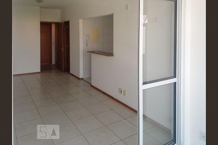 Sala de apartamento à venda com 2 quartos, 68m² em Recreio dos Bandeirantes, Rio de Janeiro