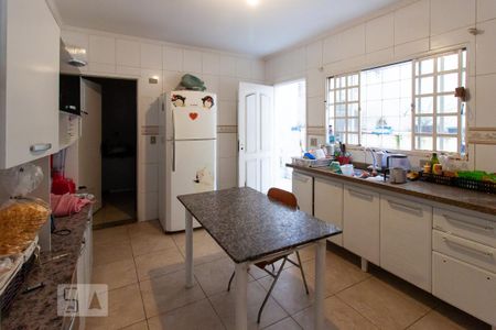 Cozinha de casa à venda com 4 quartos, 140m² em Butantã, São Paulo