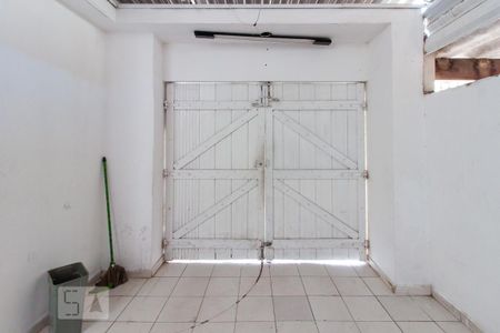 Garagem de casa à venda com 4 quartos, 140m² em Butantã, São Paulo