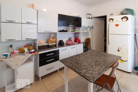 Cozinha de casa à venda com 4 quartos, 140m² em Butantã, São Paulo