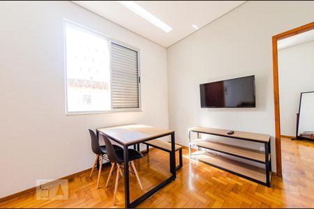 Sala de apartamento para alugar com 2 quartos, 65m² em Prado, Belo Horizonte